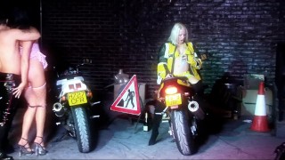 Bubble Butt Sluts VALERIE PEARL & CINDY BEHR Share Huge Cocks