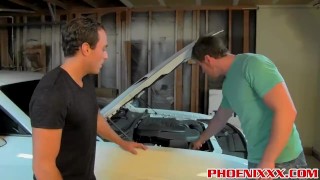 Jacob Durham gets his ass streched in the garage by Connor