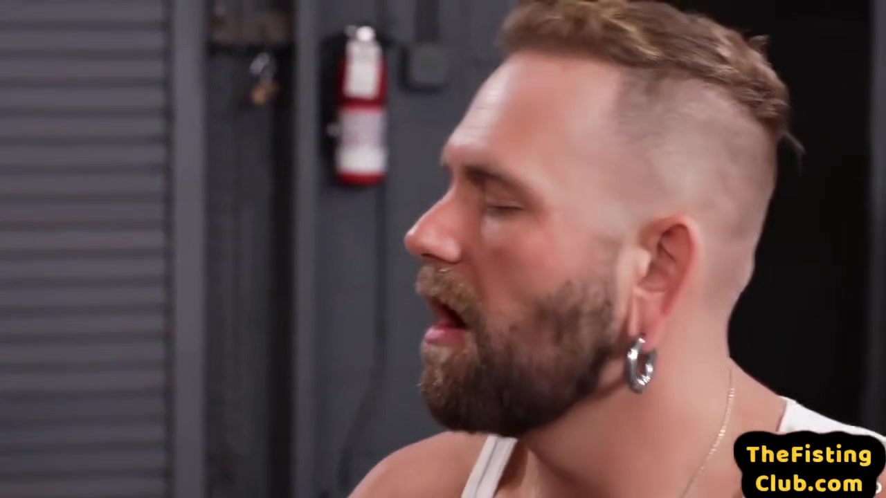 Fisted Jock Gets Assfisted And Rimmed By Car Mechanic