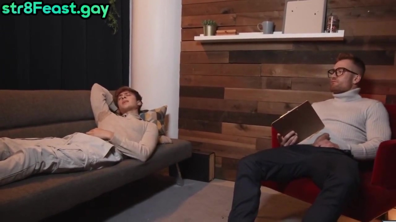 Str8 Jock Barebacked By Skinny Gay Twink After Seance