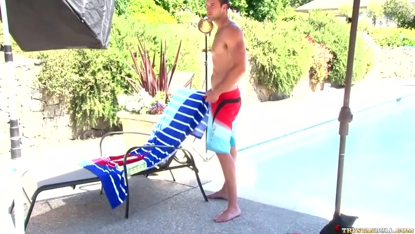 Trystan Bull In Outdoor Tease From Who Looks Perfect