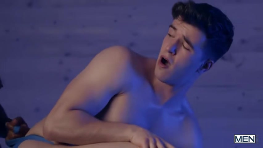 And Sauna Fuck With Slutty And Men With Maverick Sun And Braxton Cruz