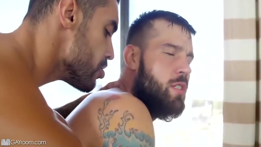 Buck Richards And Arad Winwin - Masseur Fucks Bearded And