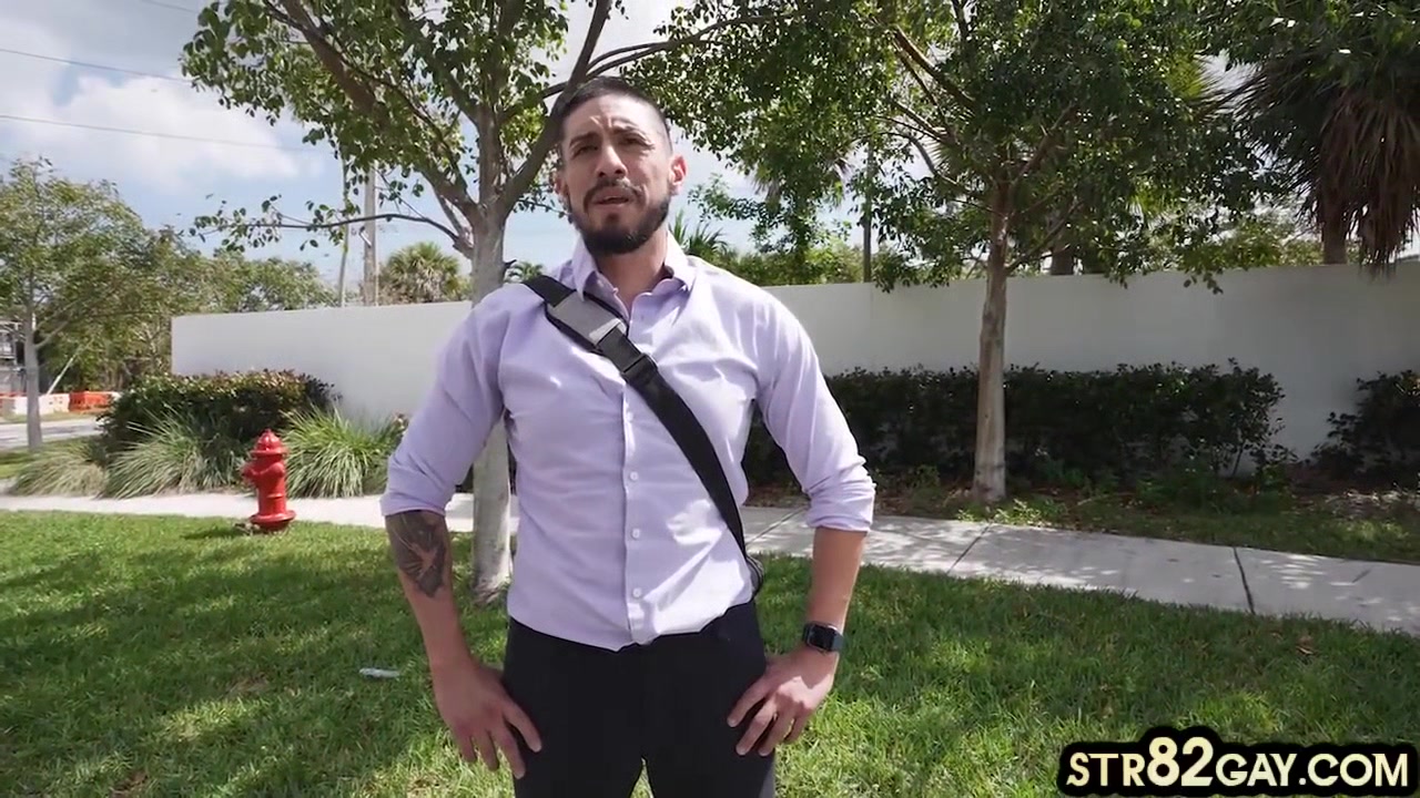 Tricked Str8 Dude Filled With Big Dick In Anal Hole
