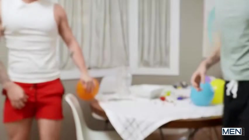 Spikey Dee And Trevor Brooks In Surprisingly Kinky Sex With And Men And