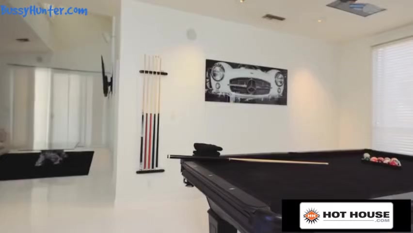- Hot Juicy Jocks Fucking Each Other Hard With A Pool Stick Hot House - Bussyhunte