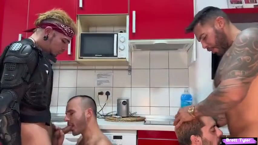 Tidying The Kitchen Brett Tylerxx)