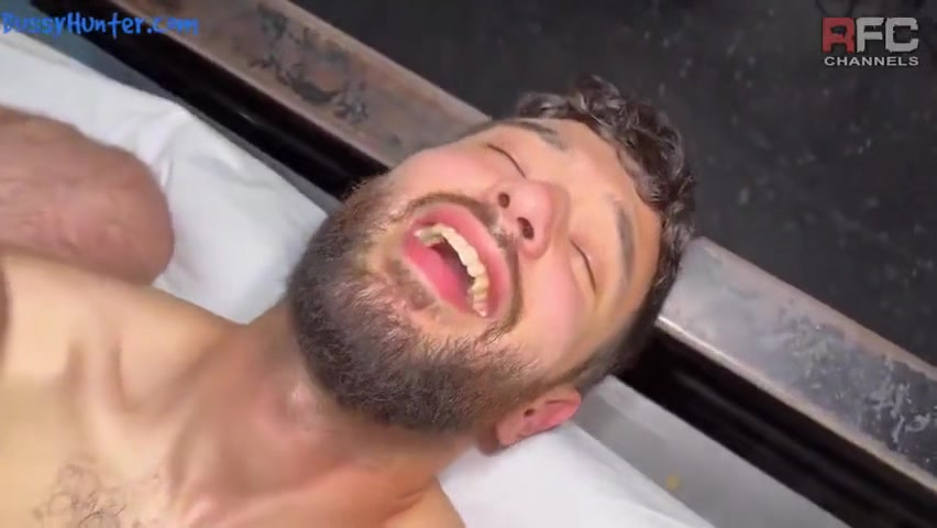 Cumunion Orgy With Nikkiviolanti, Edisongarett Magicmikehung1 - Bussyhun