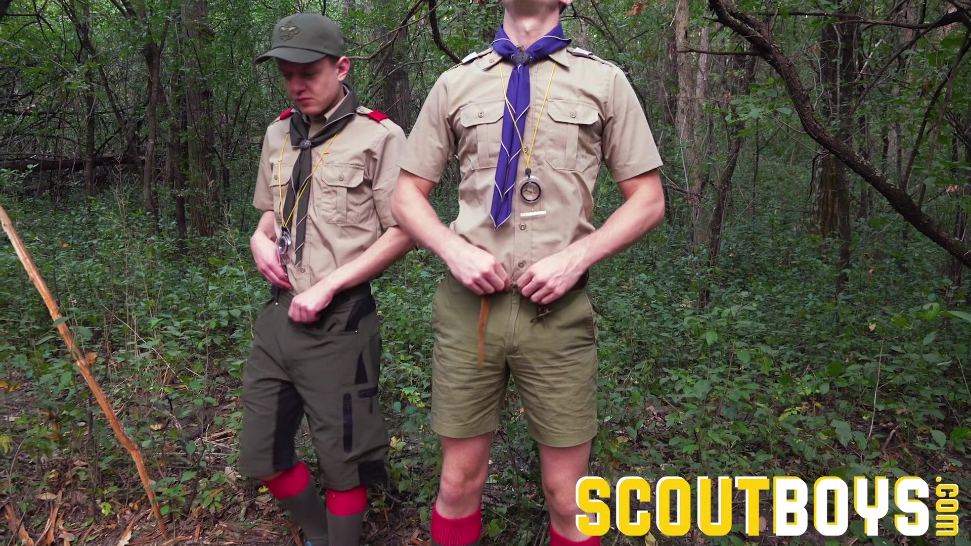 ScoutBoys Cole Blue barebacks twink Ian along outdoor trail