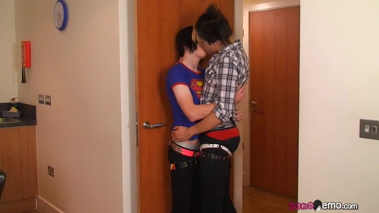 Josh Gives Drake The Kind Of Fucking He Needs - Drake Blaize & Josh Osbourne Fuck