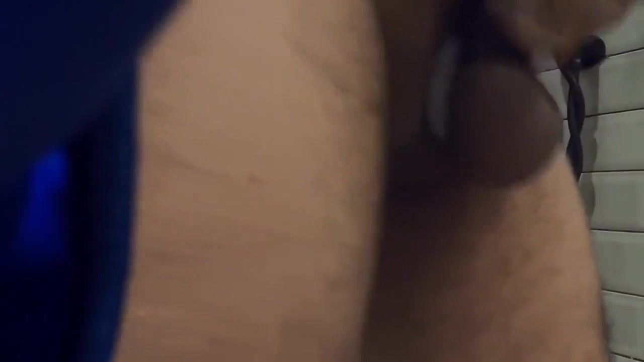 Sri Lankan Gay Jerks Off Before A Shower මල තද වල පක මරක මරක නනන කලන ගහව අත පර