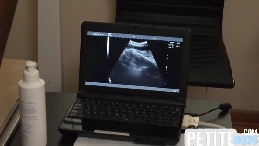 Petite Twink Bareback Drilled At Doctor Office By Hunk With Czech Hunter