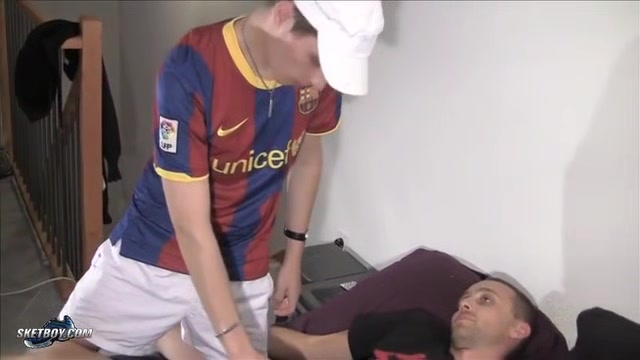 SketBoy.com - A massive boner in bed