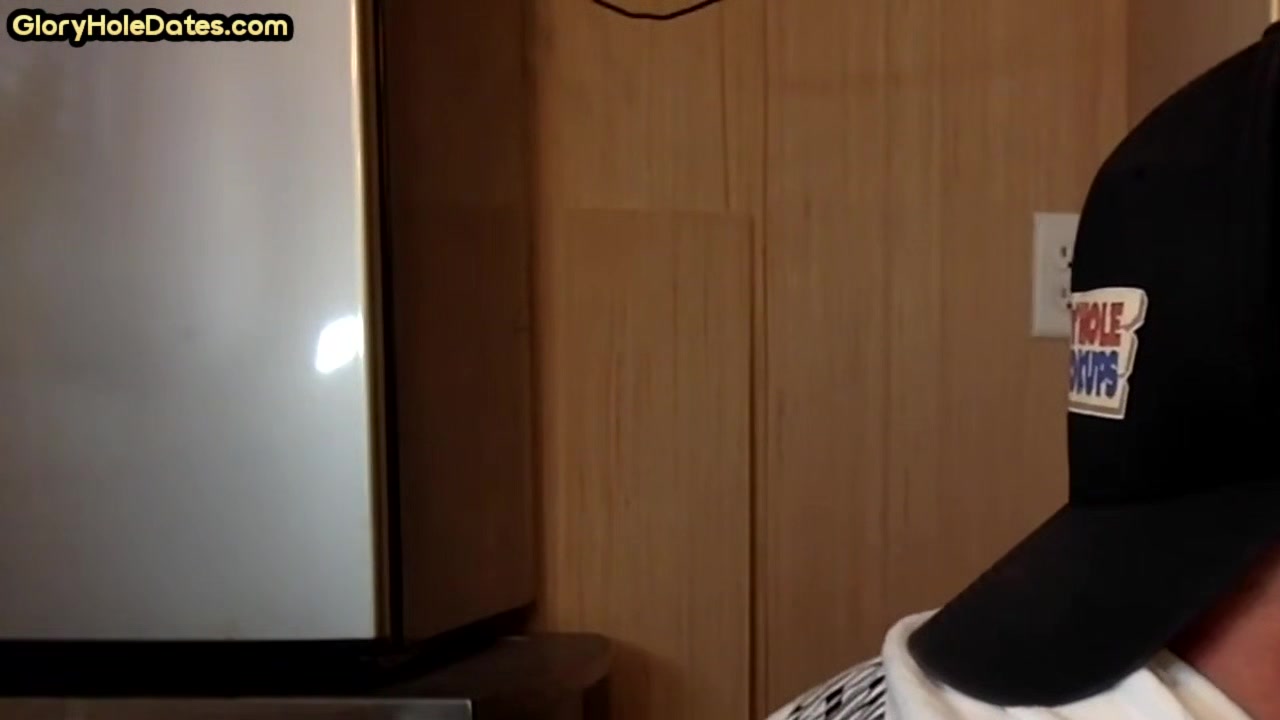 Gloryhole BJ DILF fills mouth with load in homemade video