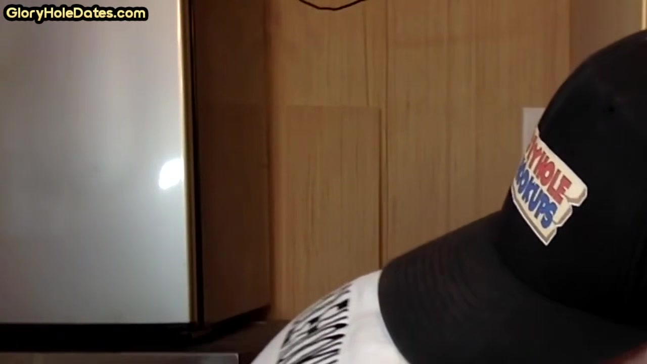 Gloryhole BJ DILF fills mouth with load in homemade video