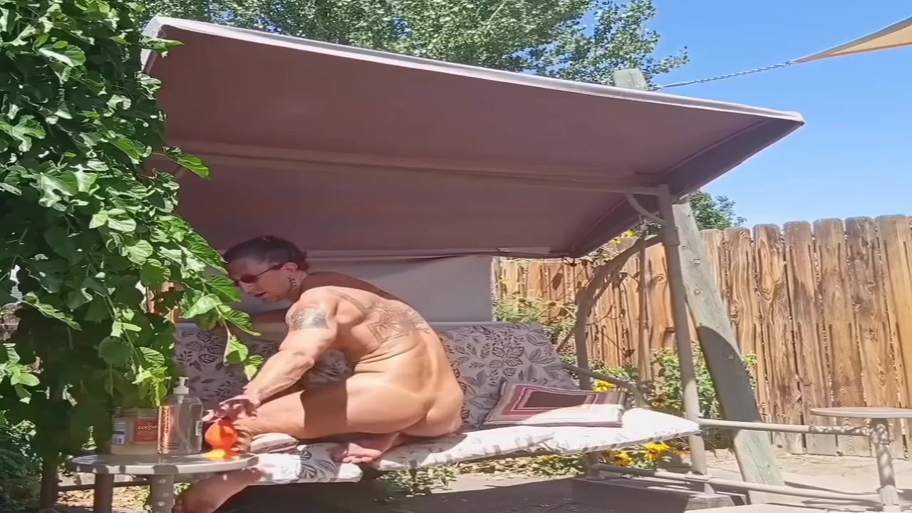 Bench Swing Fisting