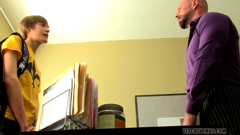 Bribing The Teacher With Hot Ass - Mitch Vaughn And Nick Simpson