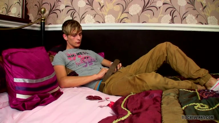 Connor Is A Horny & Fun Guy To Shoot - Connor Levi