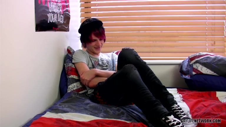 Emo Twink Damien Delivers A Load - Damien Winters