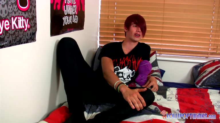 Rhys Works His Big Twink Dick! - Rhys Casey