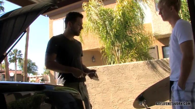 Blond Jordan Proves His Manliness - Jordan Ashton & Preston Steel