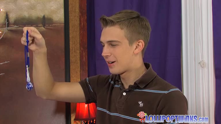 Spunky Twink Seduced - Patrick Kennedy & Levon Meeks