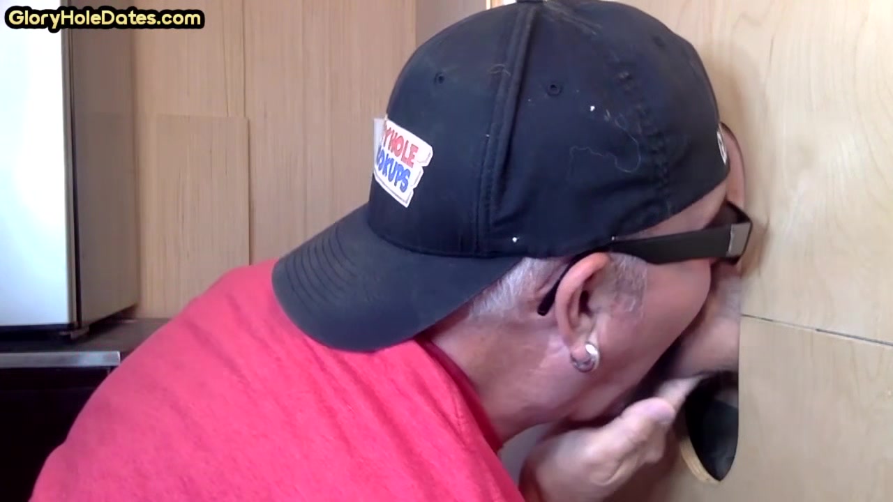 Mouthjizzed gaydaddy sucks gloryhole cock at his home