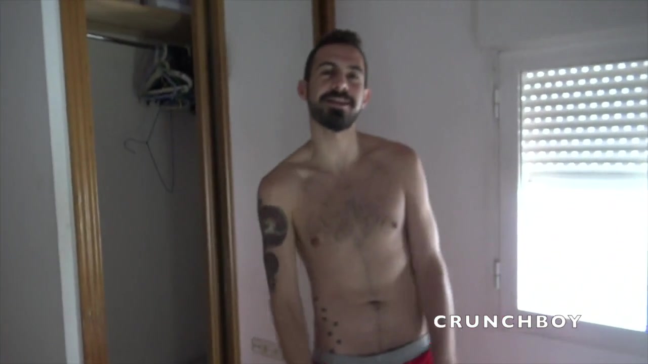 Max Duran Fucked Bareback By Koldo Gorna