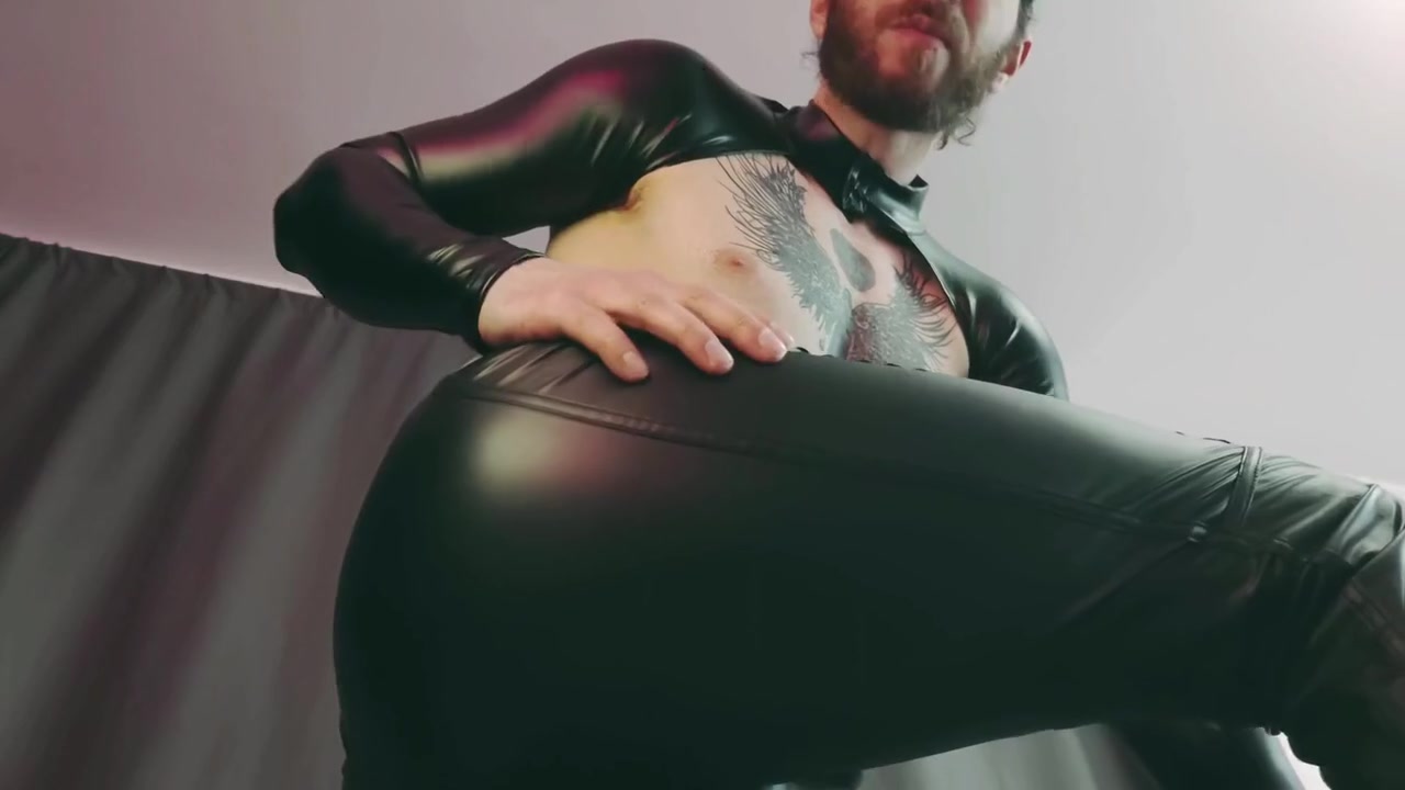 Leather Master`s Shower
