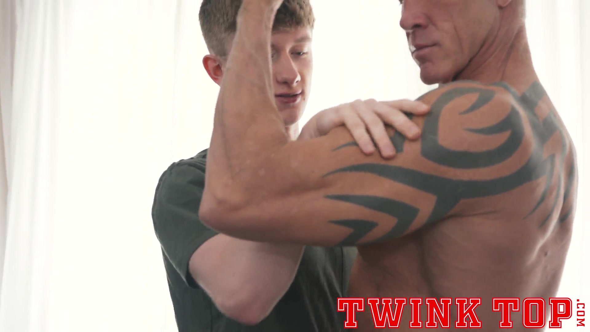 FELIX MAZE Chapter 2 - Top Training