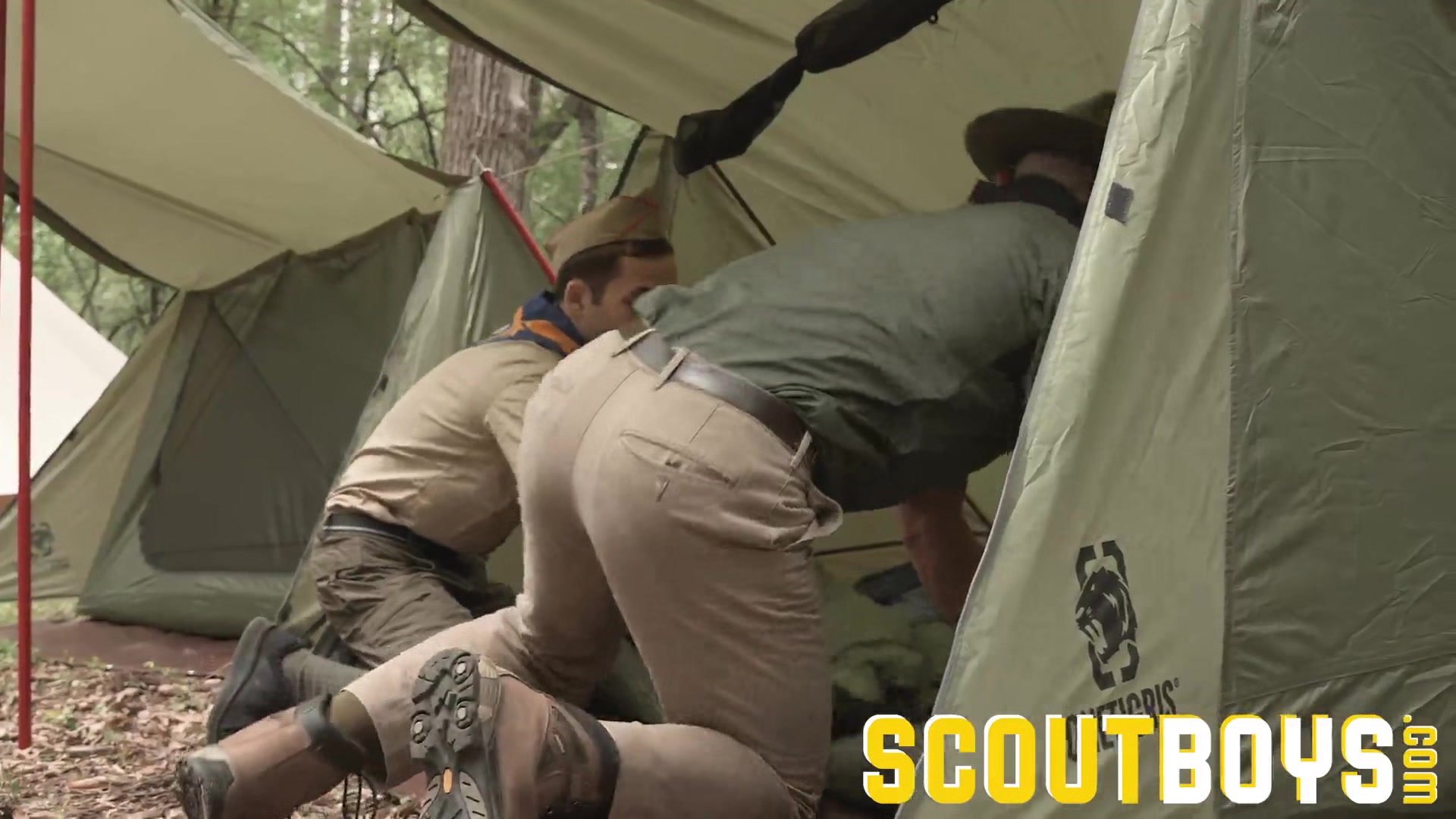 SCOUT MARCUS Chapter 3 - Setting Up Camp