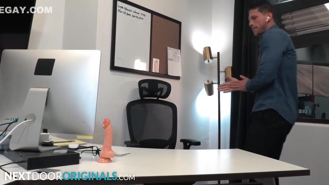 Roman Todd - Drilled In The Office By Strong Stud Janitor