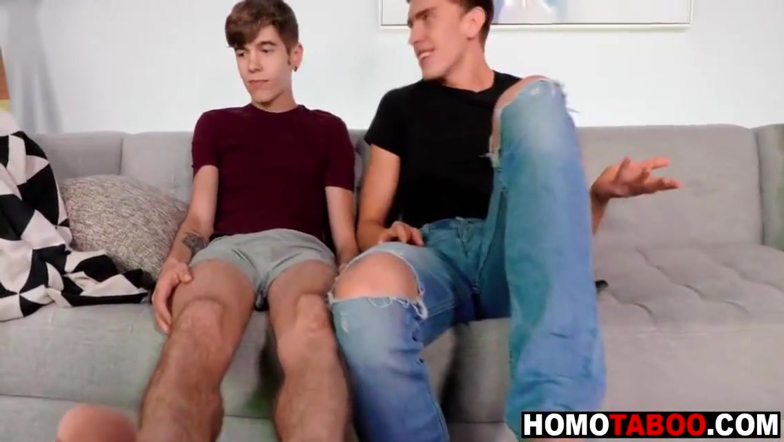 Gay Porn In Step Daddy Has Gay Sex In The Office 7 Min