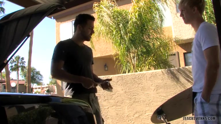 Blond Jordan Proves His Manliness - Jordan Ashton & Preston Steel