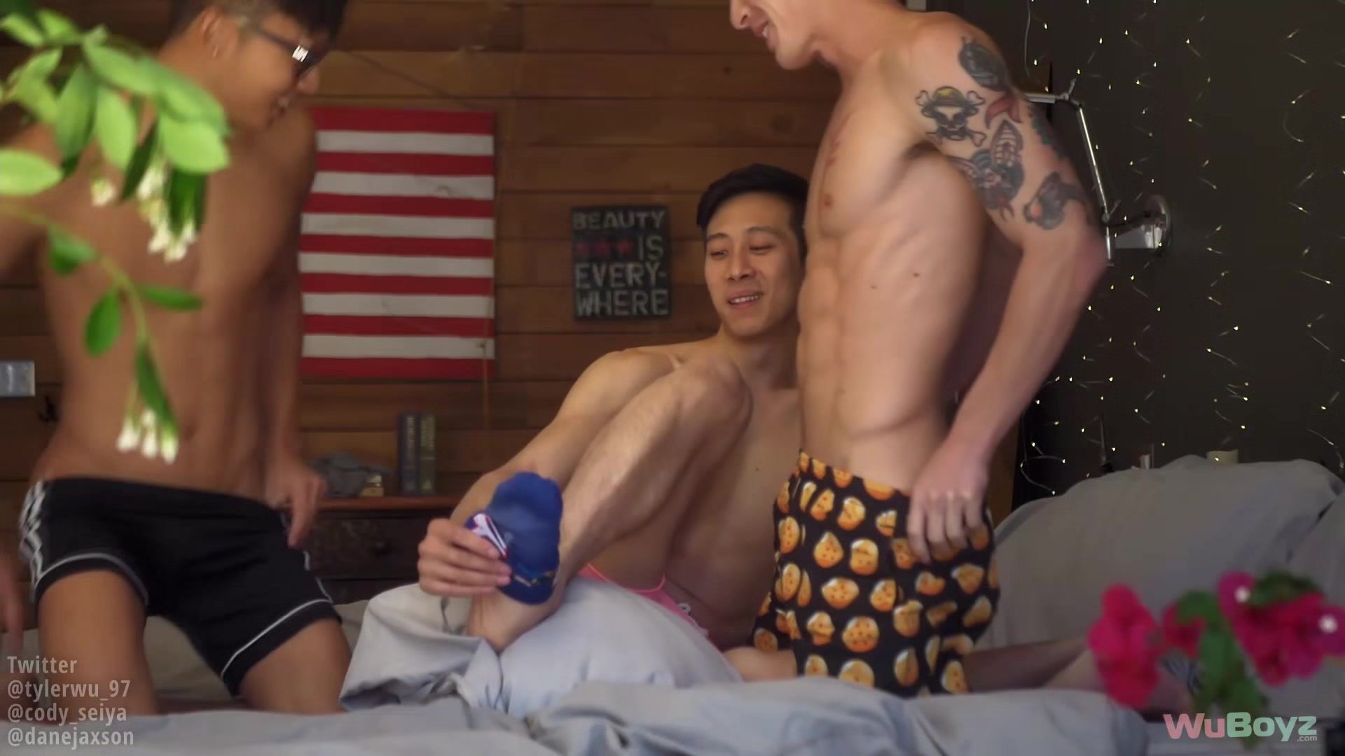 3 Boys, 1 Room