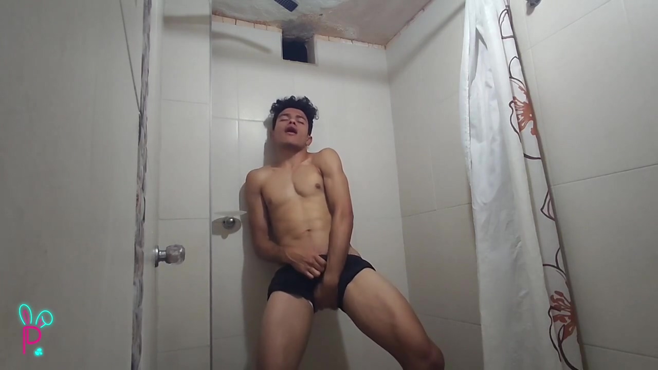 Join The Young Mike To Take A Shower While Touching His Cock