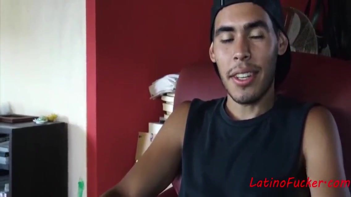 Gay Porn And Ray Wells In Surprising A Friend- Gay Pov Threesome 8 Min