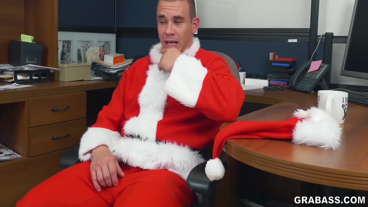 A Very Homosexual Holiday Special On Grabass! (xd ) 5 Min