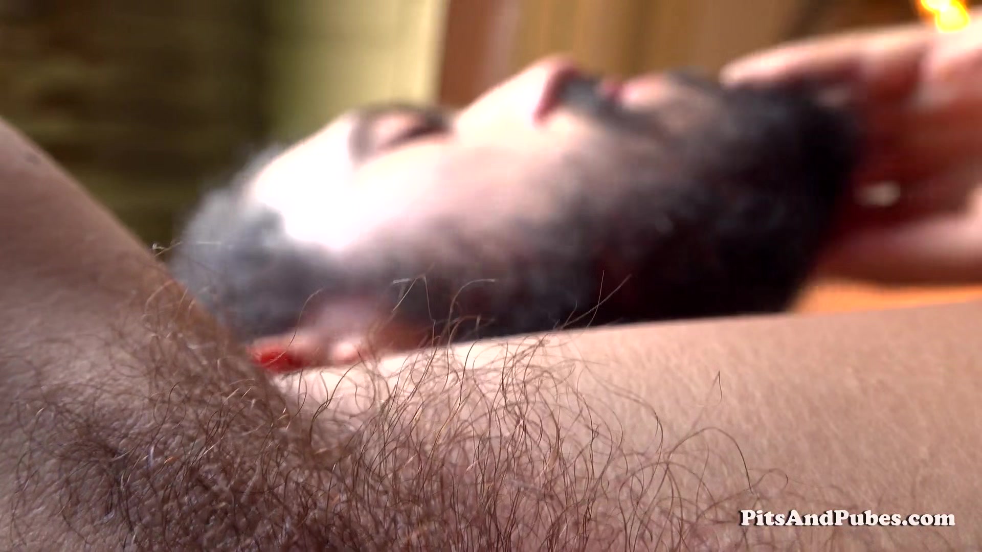 Thick Hung Stud