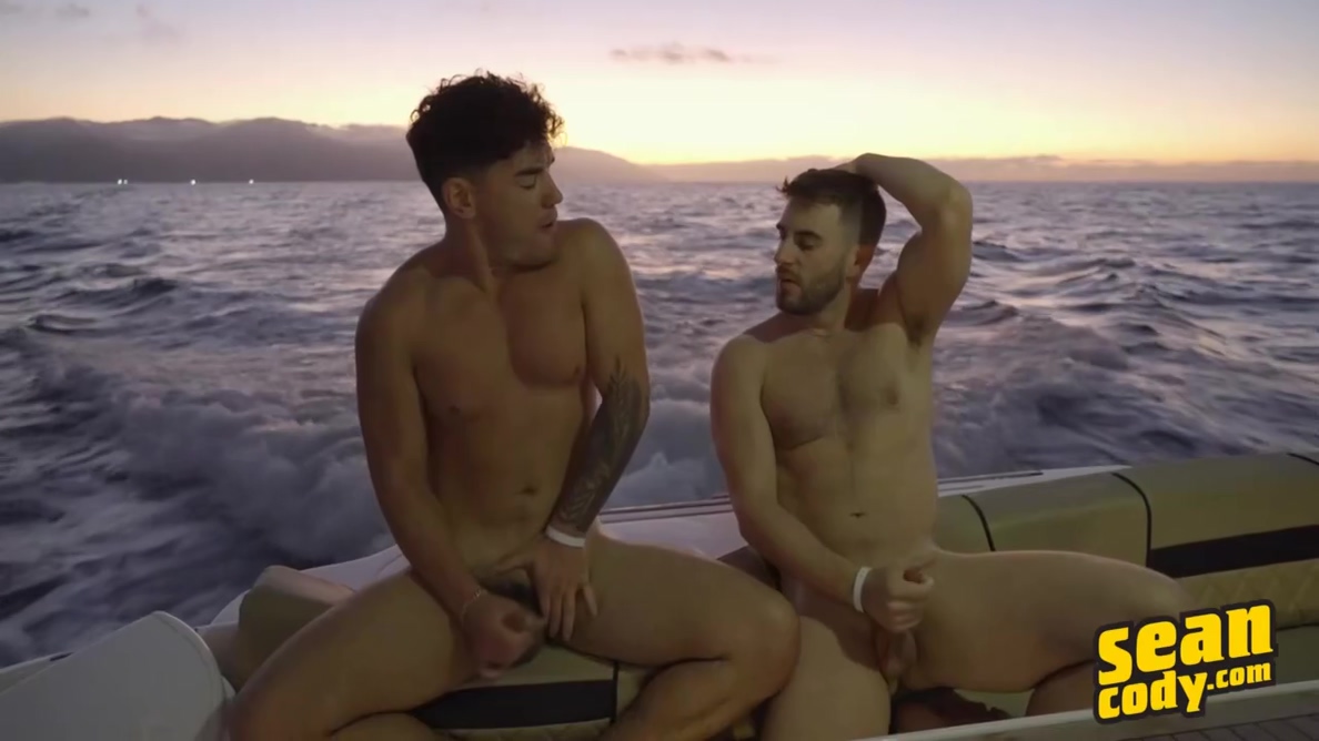 Sean Cody - Outdoor Beach Bang With Muscular Dudes That Cum