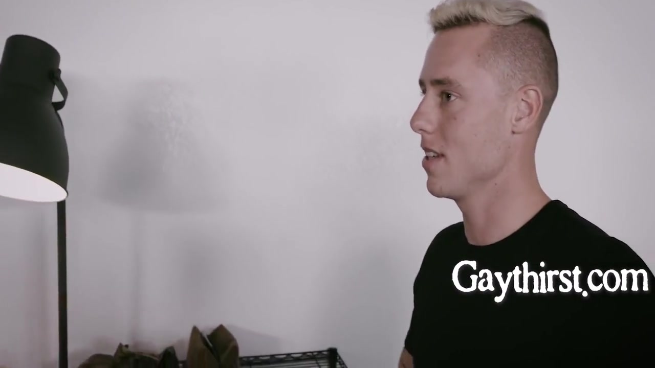 Justin Matthews - Closeted Military Guys Have A Rough Confrontation 6 Min