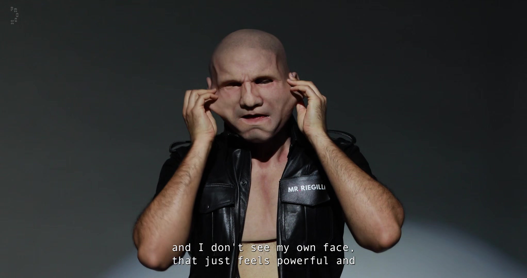 Masked Arnold
