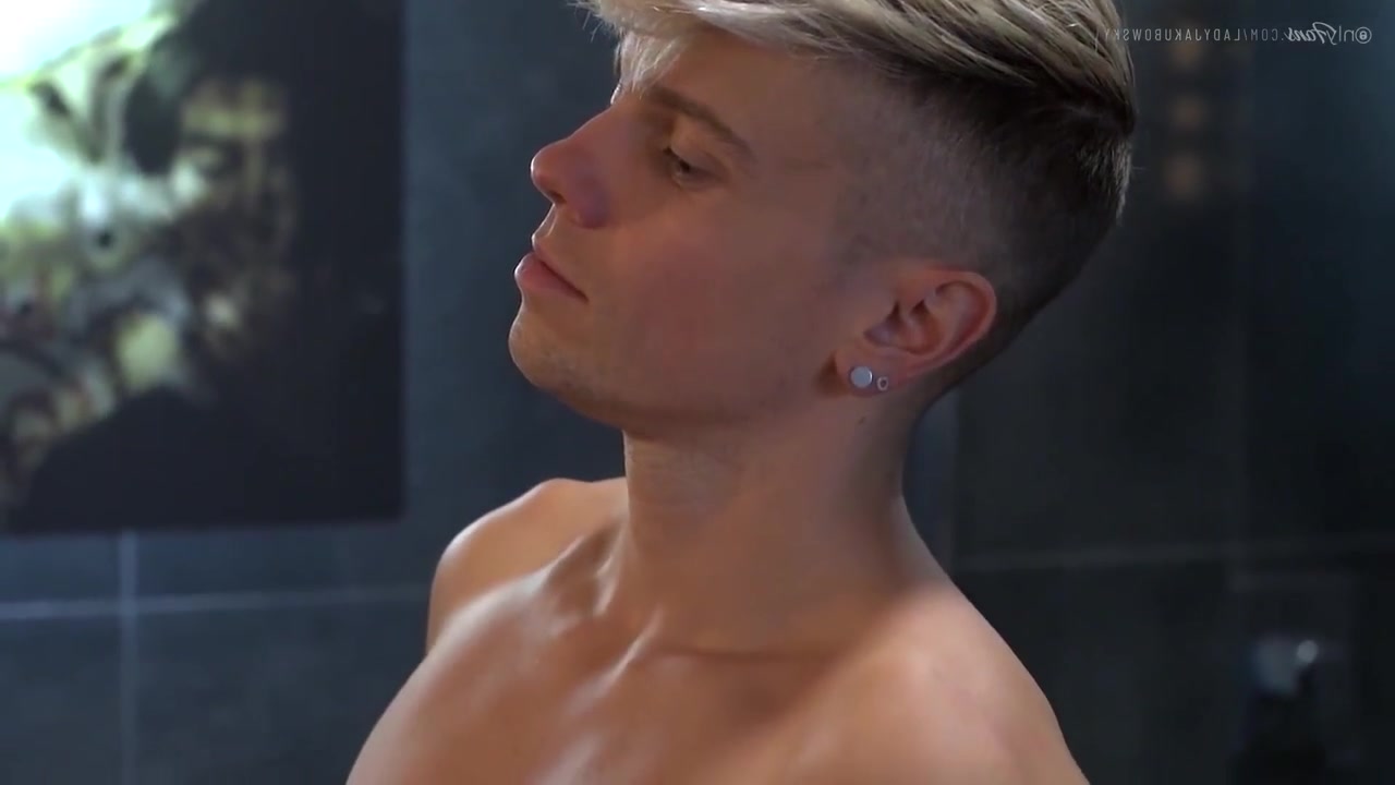 Aesthetic Of Love Gay Porn Shower