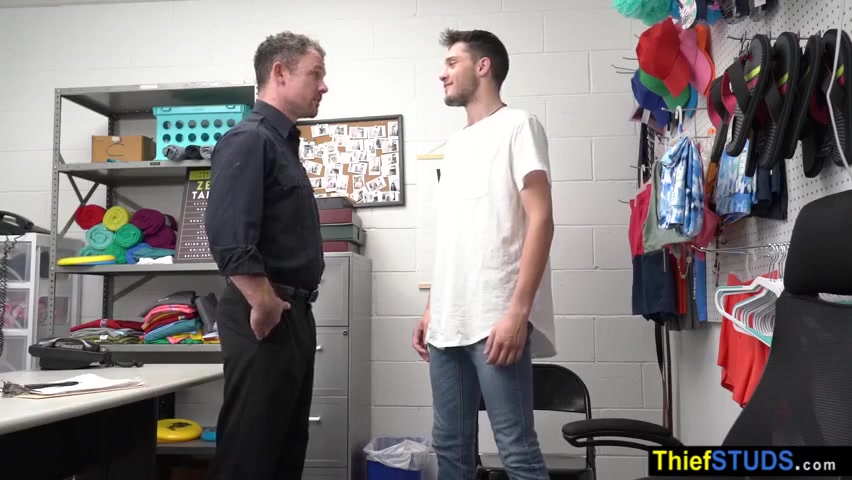 Gay Officer Discvering A teen 18+ Perps Ass Bareback - Jesse Zeppelin And Ryland Kingsman