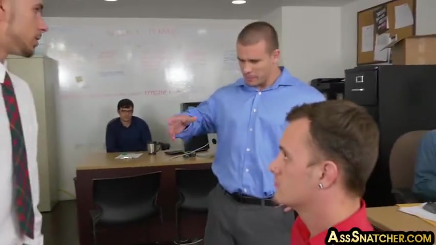 Office Bottom Enjoys 3some Fuck By Boss And Colleague
