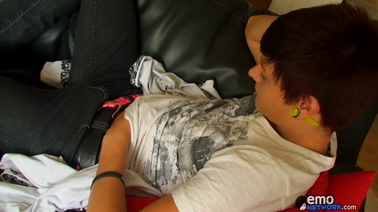 Super Horny Emo Boy Dakota Unloads - Dakota Shine