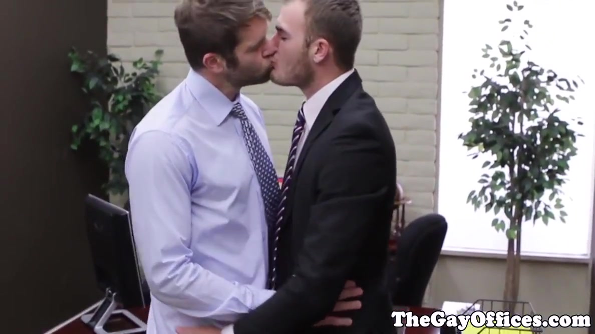 Office Lad Sucks Penis For His Promotion Scene 2