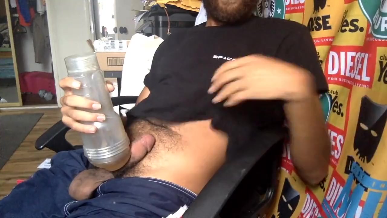 Rock Mercury - Uses Fleshjack To Massage His Thick Cock On No Cum Balls Bounce