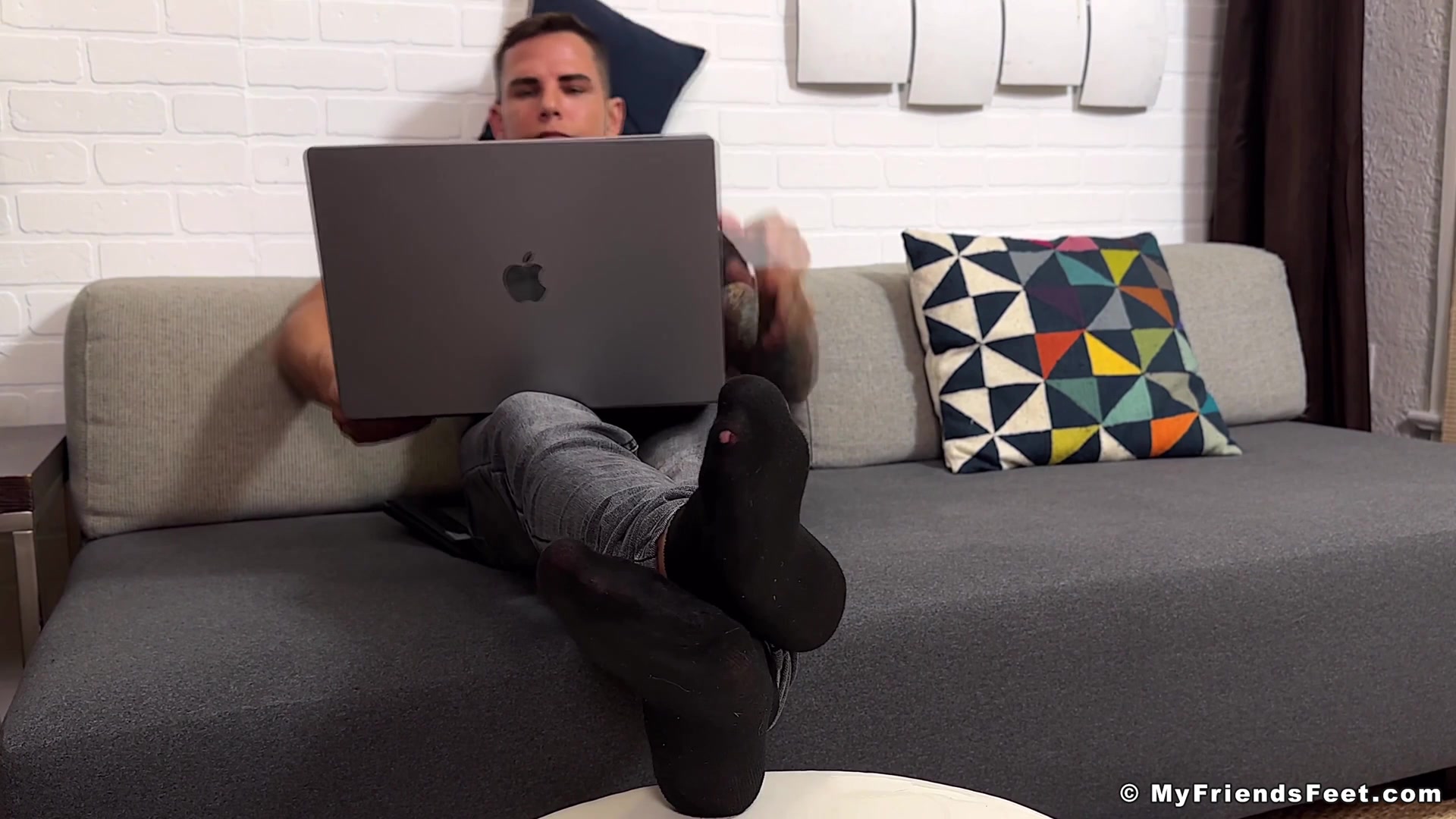 Spy on Archer's Feet - Archer