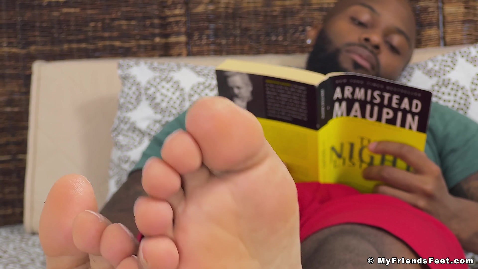 Spy on Dallas' Feet - Dallas